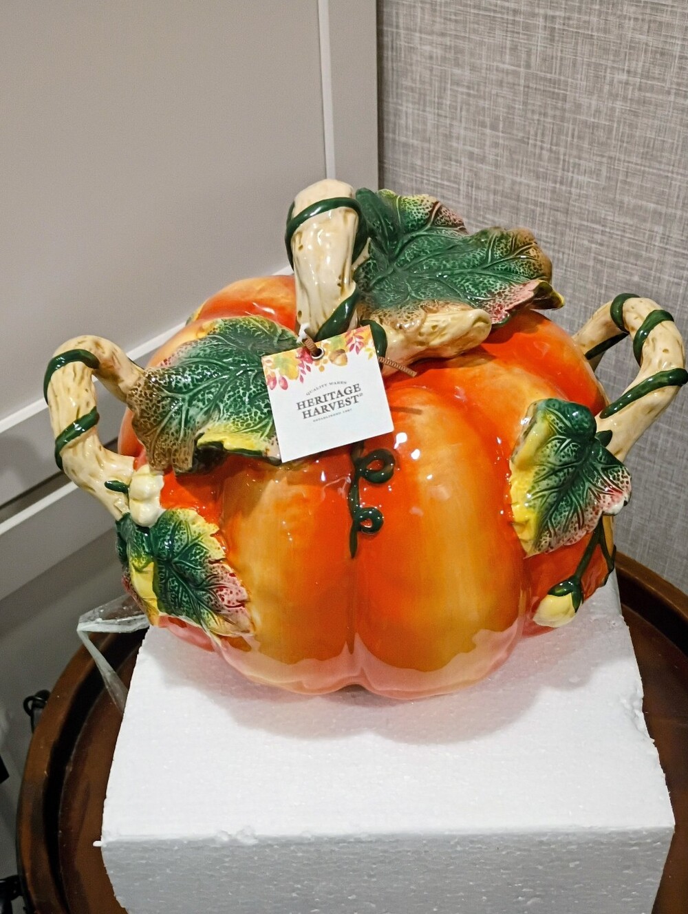 HERITAGE HARVEST Pumpkin Centerpiece w/3D Vines GLOSSY FIGURINE BRAND-NEW w/tags